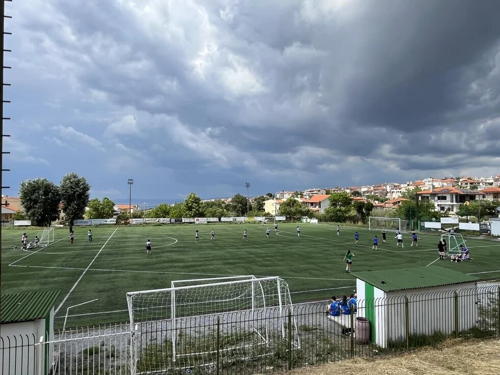 Τριμερές ποδόσφαιρο